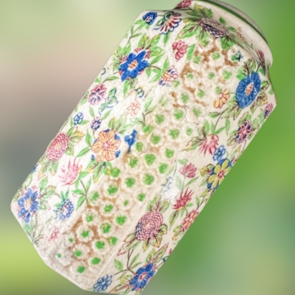 ⭐️H.P. Antique Chintz Sugar Shaker from Japan - Picture 2 of 5